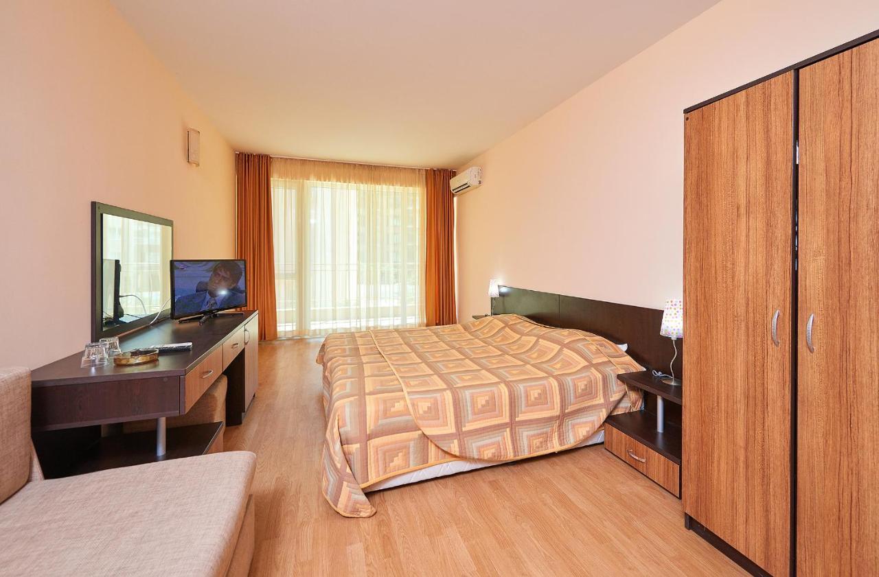 Guest House California Pomorie Eksteriør bilde