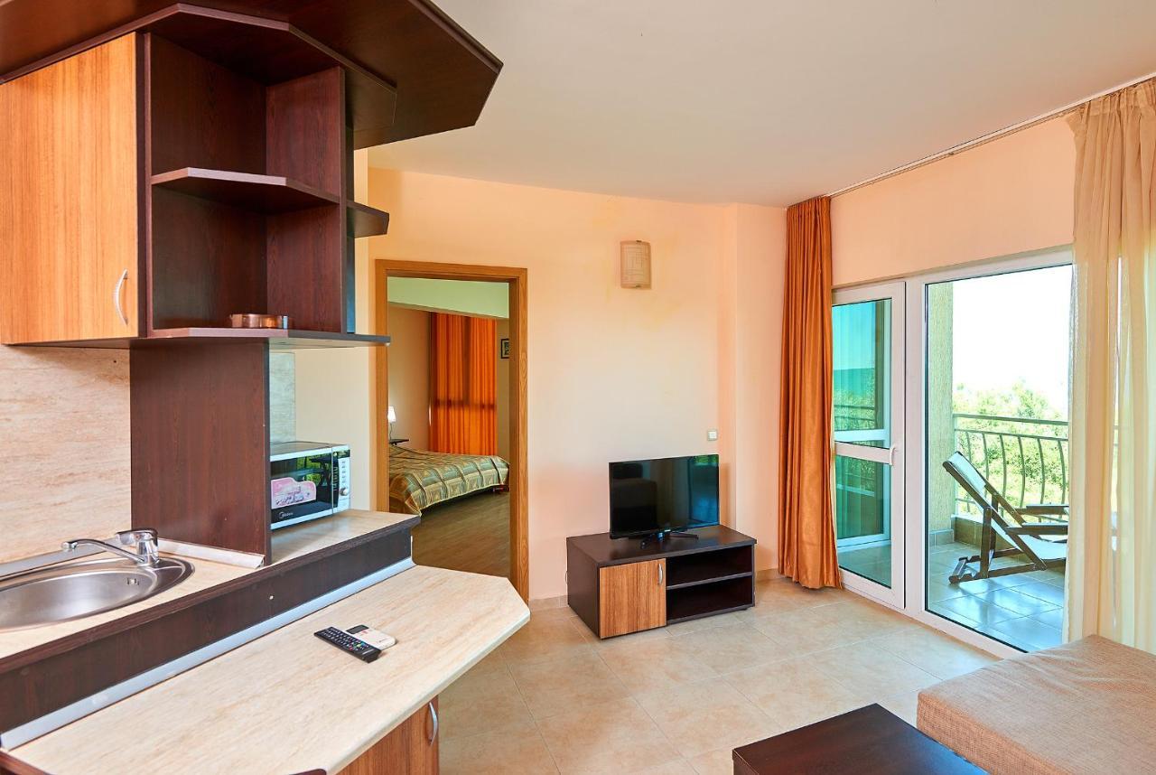 Guest House California Pomorie Eksteriør bilde