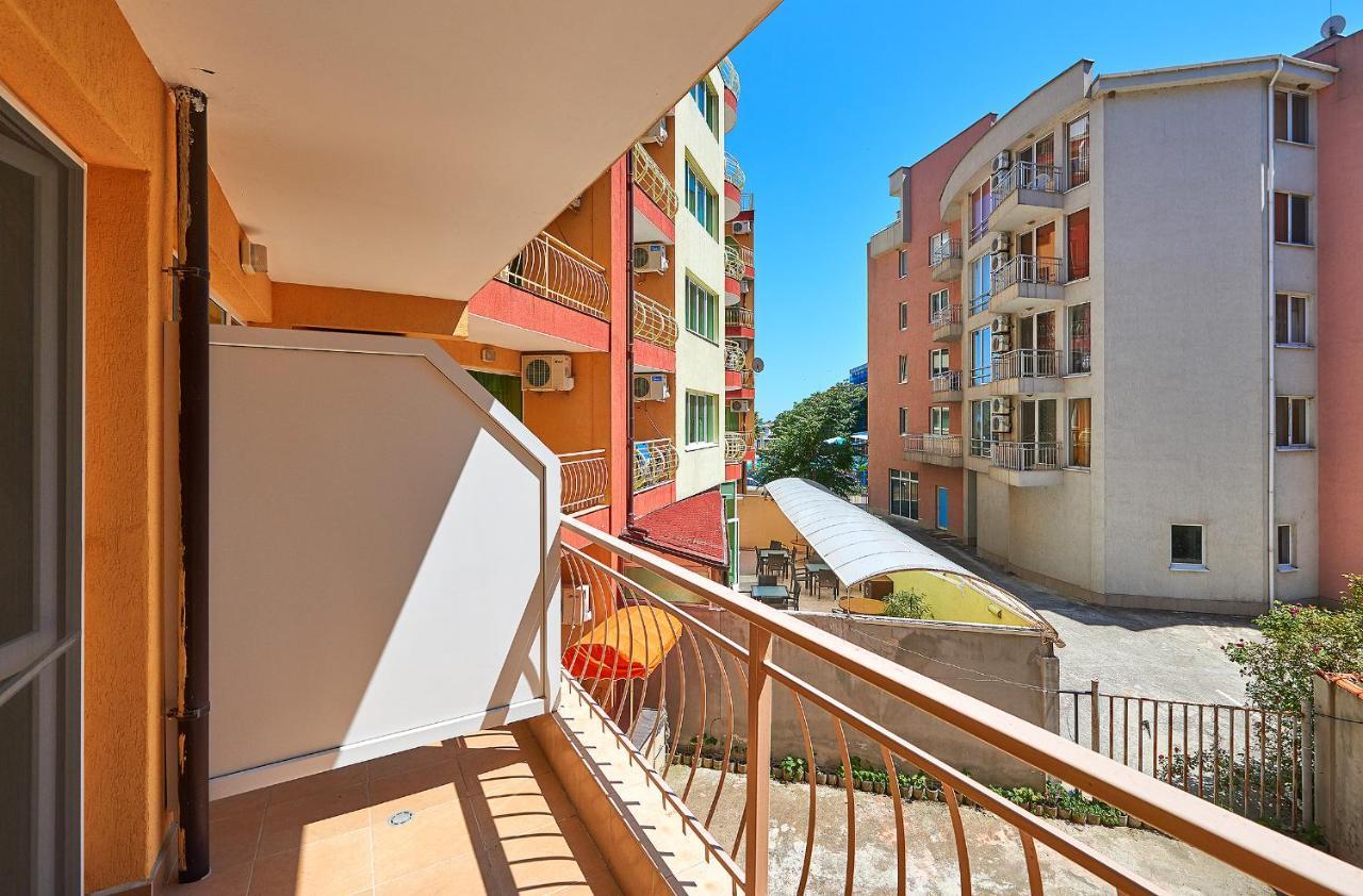 Guest House California Pomorie Eksteriør bilde